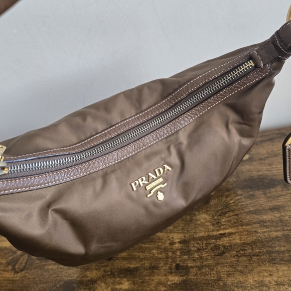 Prada Brown Shoulder Bag with COA - Picture 4 of 11